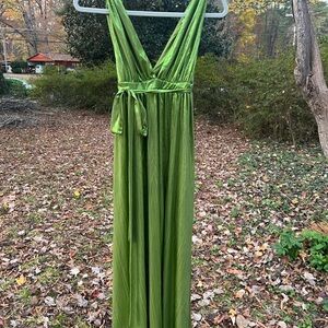 XS NWT SINCERELY JULES FORMAL GOWN